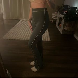 NWT Yellow The Label Bailey Rose green pants